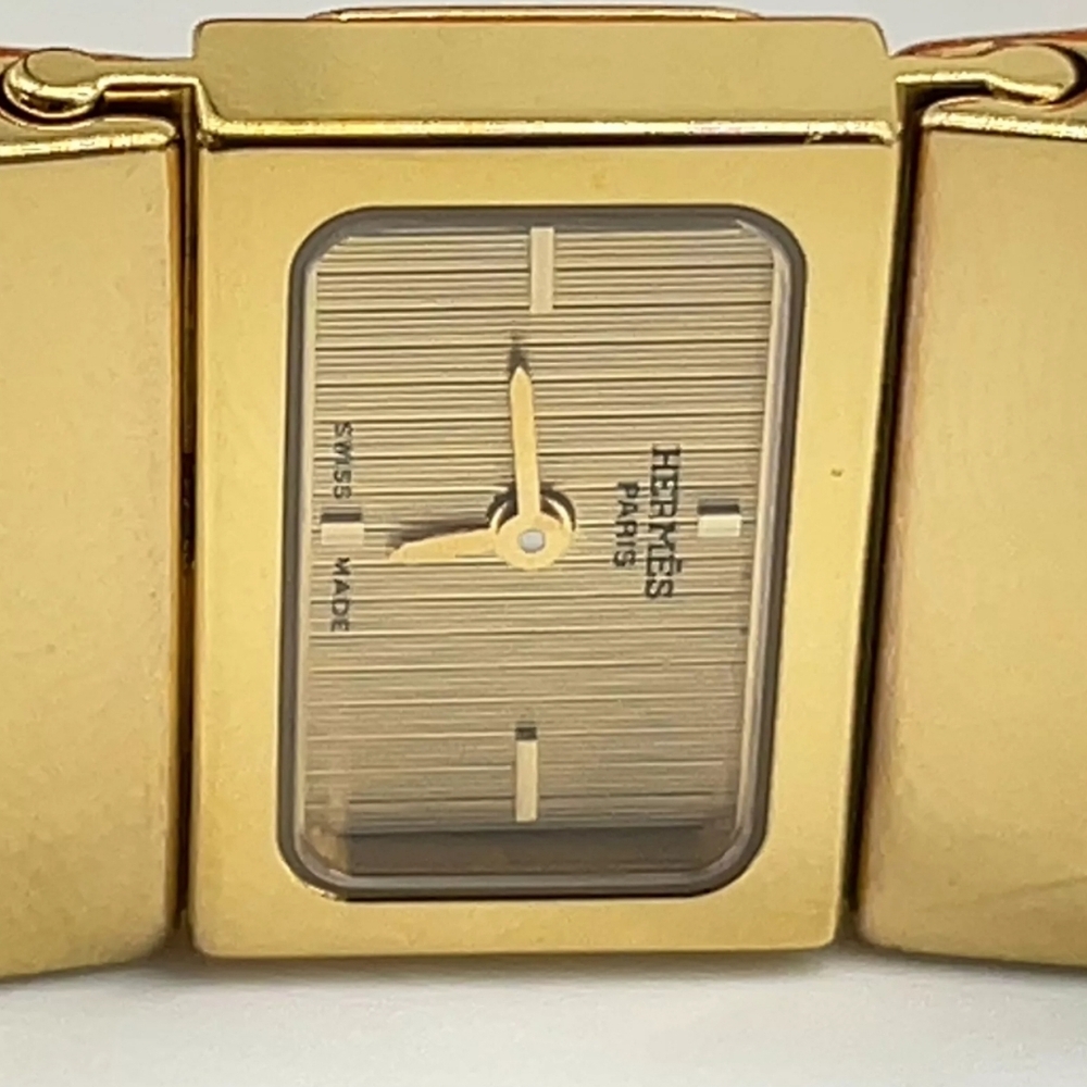 💜 Hermes Loke Gold Color L01.201  Square Quartz Watch W/Box/Card Like New - Picture 12 of 13